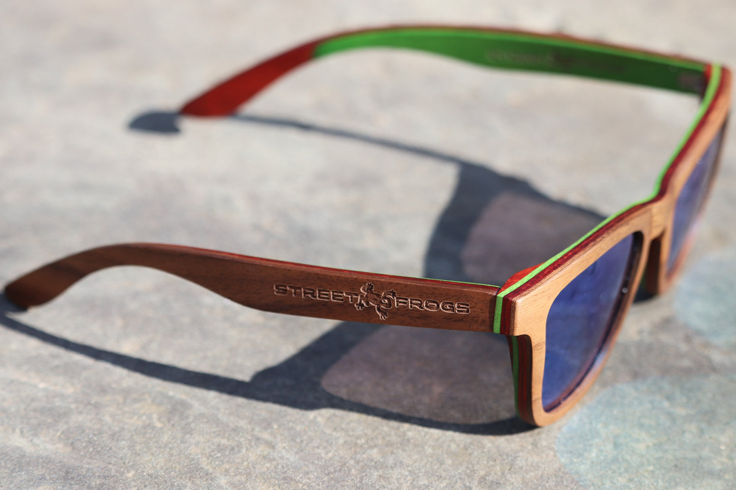 StreetFrogs TreeFrog Sunglasses (Green-Blue Lenses)